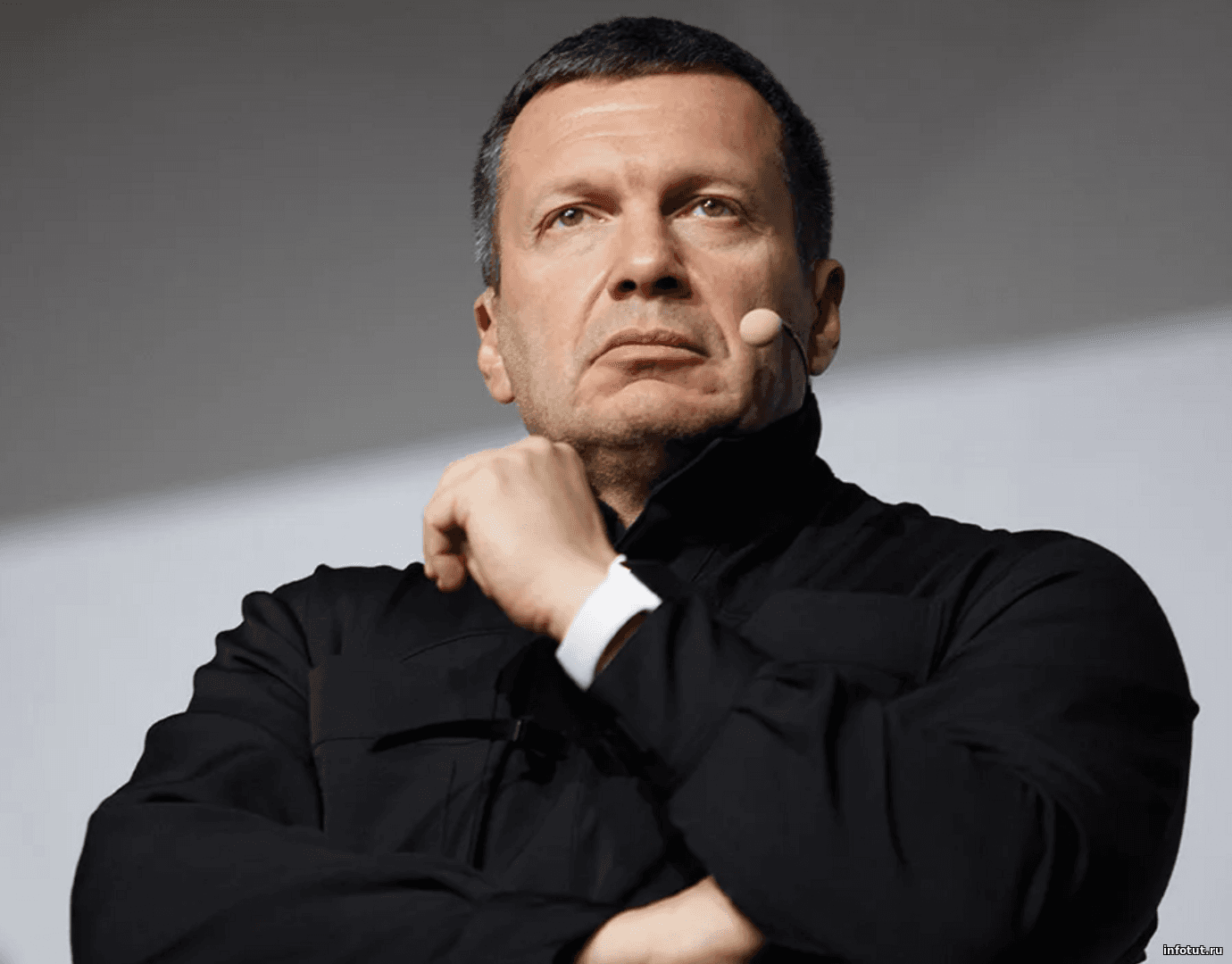 Соловьёв заявил, что через несколько недель продолжительность СВО сравняется с ВОВ, однако Россия "не достигла того же результата", потому ч