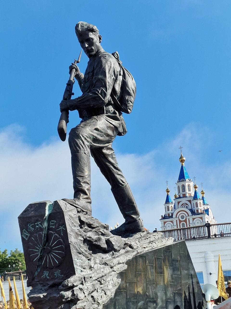 Токио потребовал снести 15-метровый памятник Победе в Хабаровске