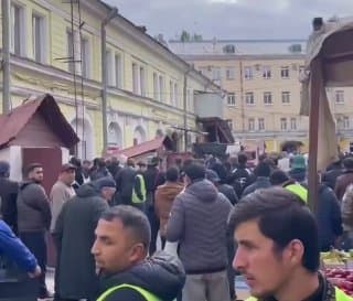 Несколько тысяч человек проверили в ходе рейда у Сенного рынка