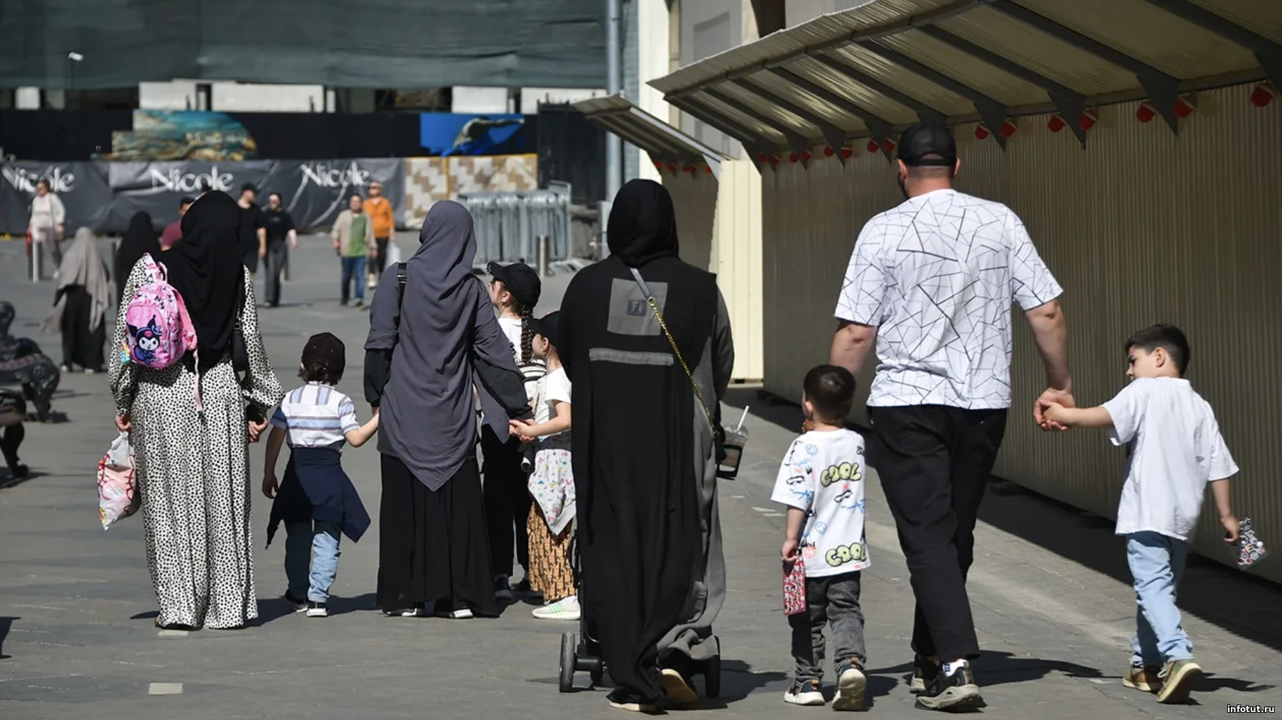 В России утвердили новую миграционную политику: семьи мигрантов не пустят в страну