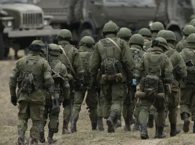 Подписание военного контракта на службу в зоне СВО в 2025 году — возрастные требования, условия и льготы для контрактников