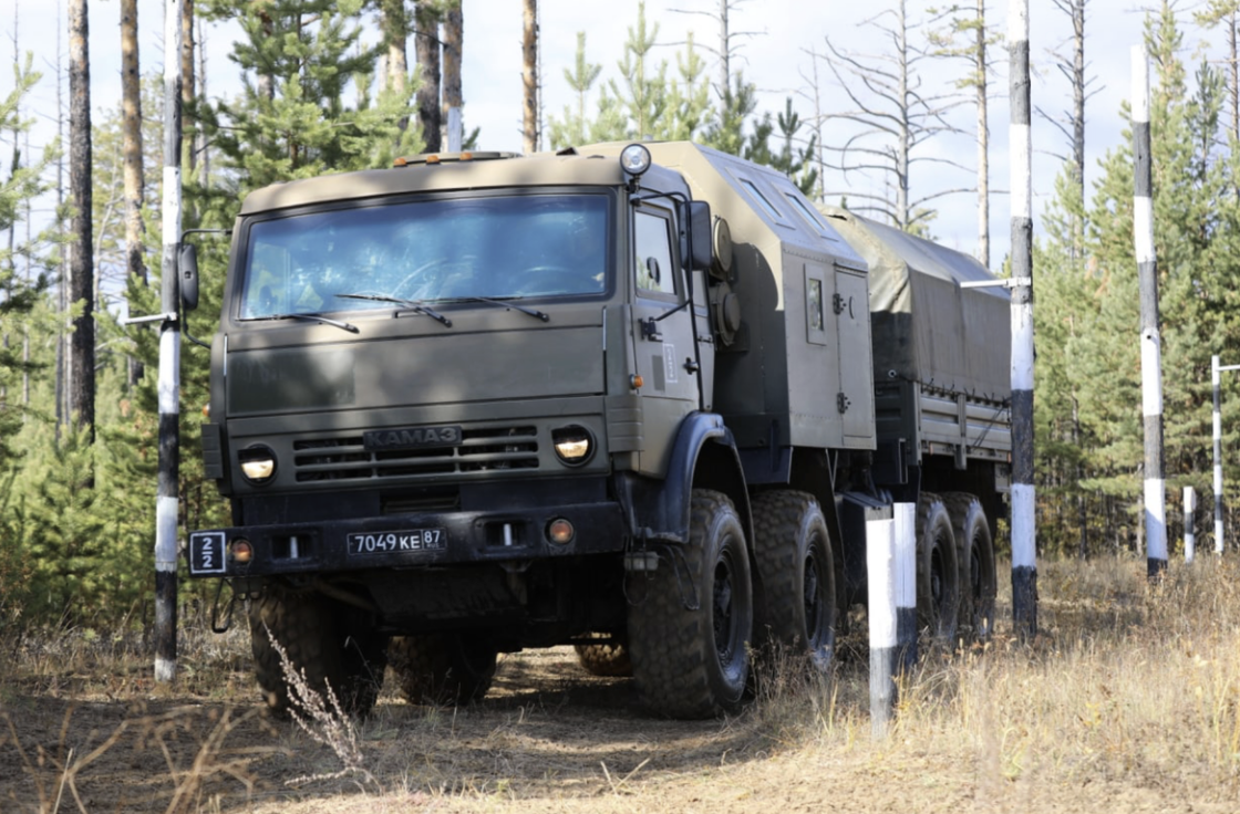 Служба по контракту в тылу СВО: безопасная работа, должности и выплаты до 3 000 000 рублей