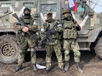 Макс после подписания контракта на СВО. История, как контракт помог выбраться из долгов и получить выплату 3 000 000 рублей.